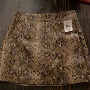 Blank NYC adorable snake skin skirt